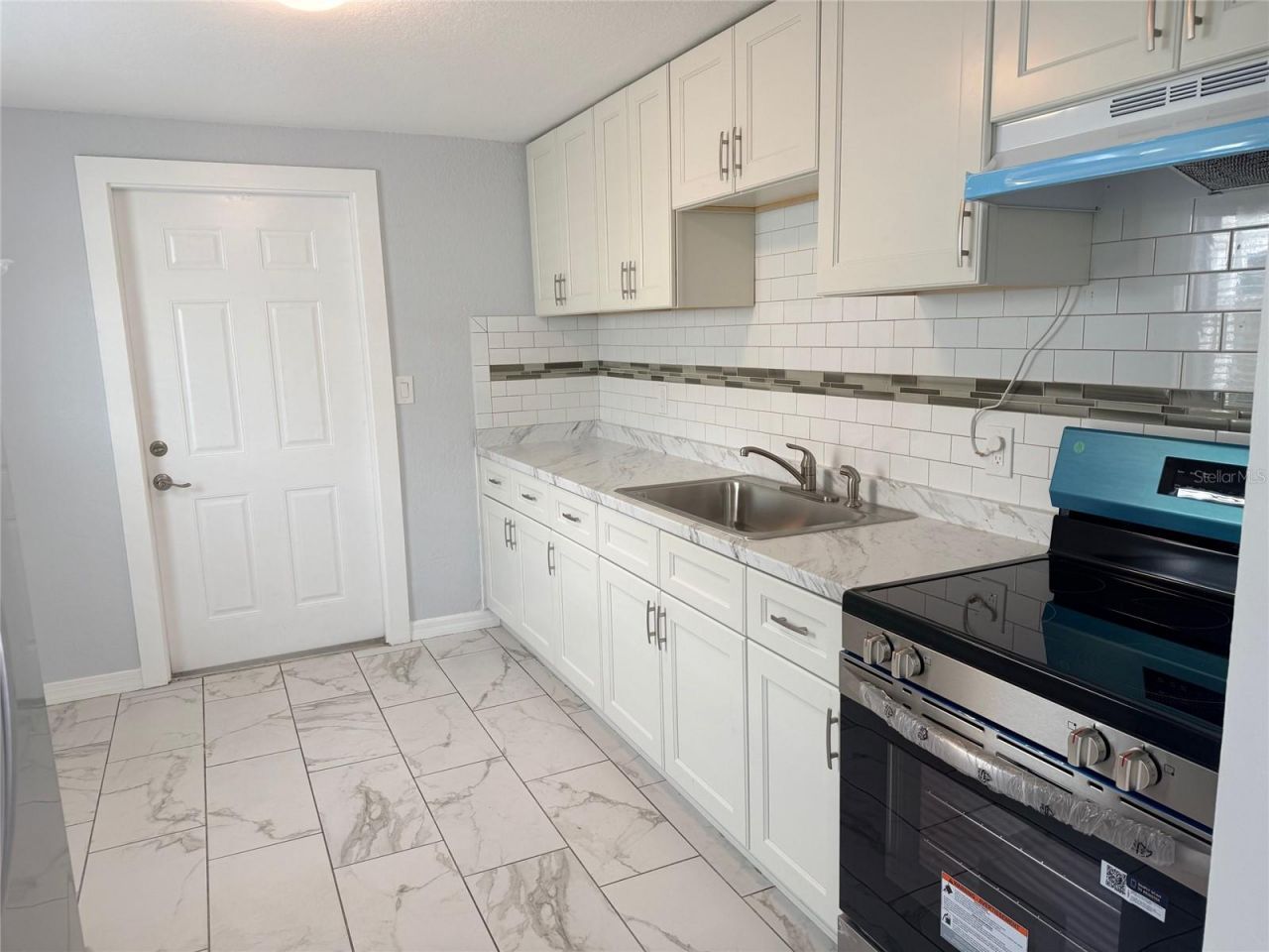 2105 11th Street W, Bradenton, FL 34205 Photo