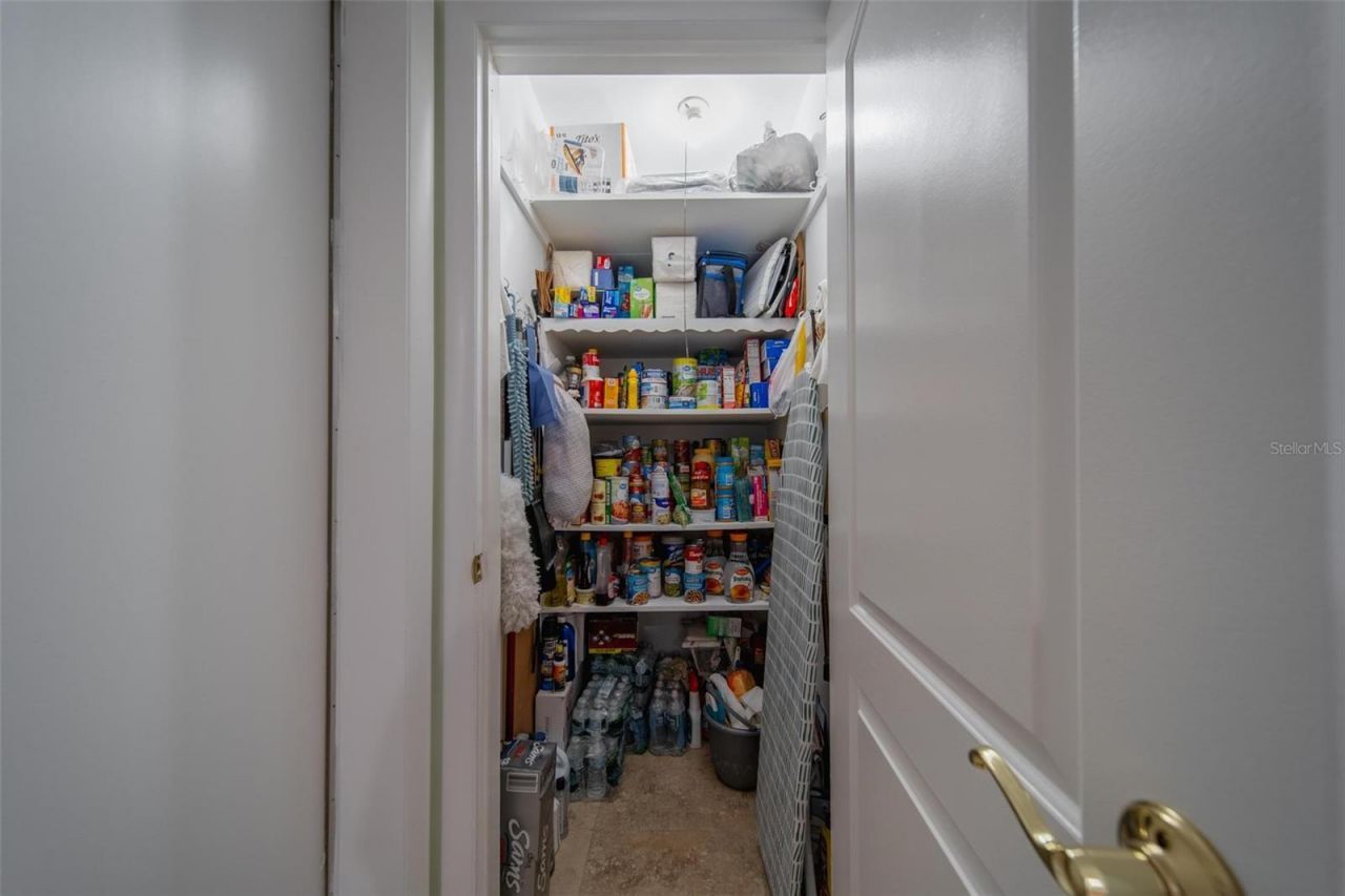 5020 Brittany Drive S, Unit 324, Saint Petersburg, FL 33715 Photo