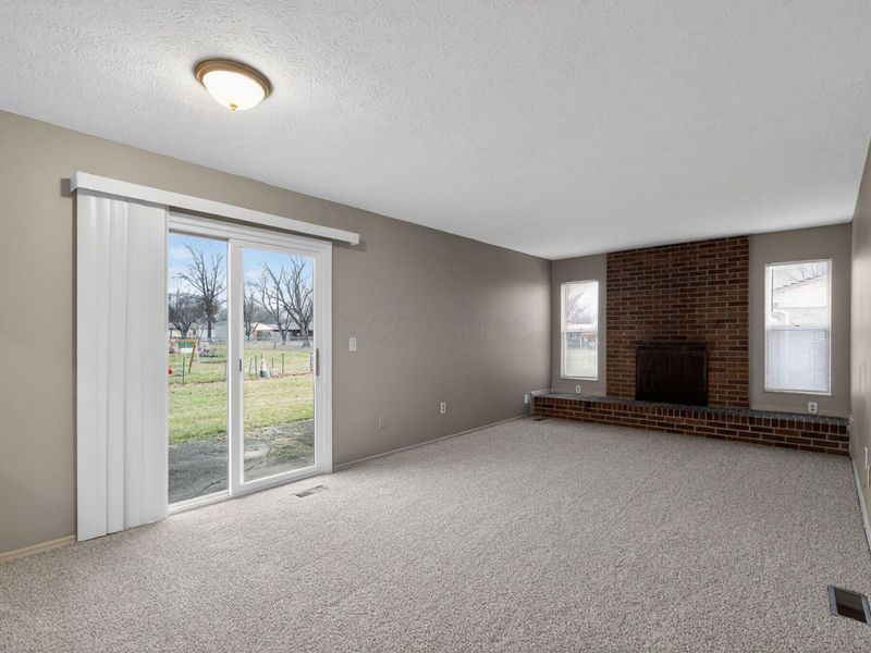 322 Huber Village Boulevard, Westerville, OH 43081 Photo 10