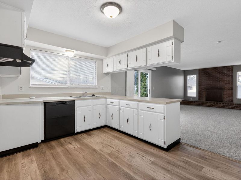 322 Huber Village Boulevard, Westerville, OH 43081 Photo 11