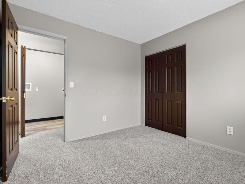 322 Huber Village Boulevard, Westerville, OH 43081 Photo 14