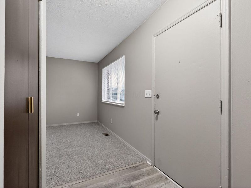 322 Huber Village Boulevard, Westerville, OH 43081 Photo 3