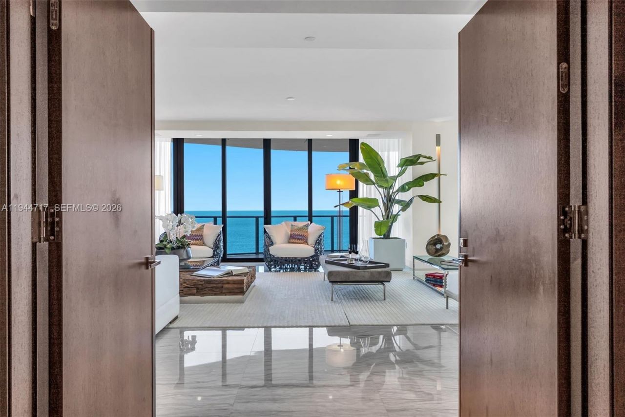 19575 Collins Ave, Unit 12, Sunny Isles Beach, FL 33160 Photo