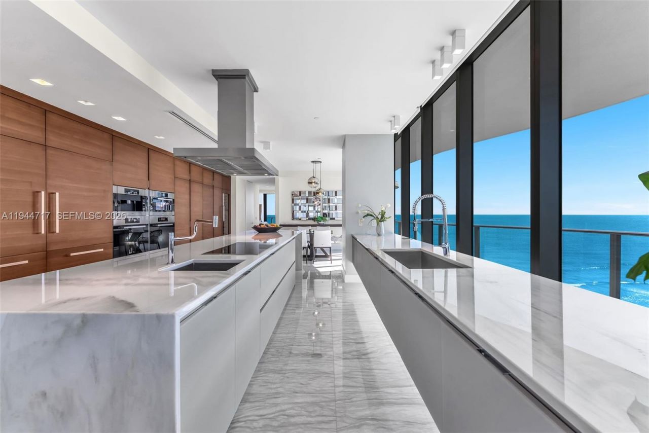 19575 Collins Ave, Unit 12, Sunny Isles Beach, FL 33160 Photo