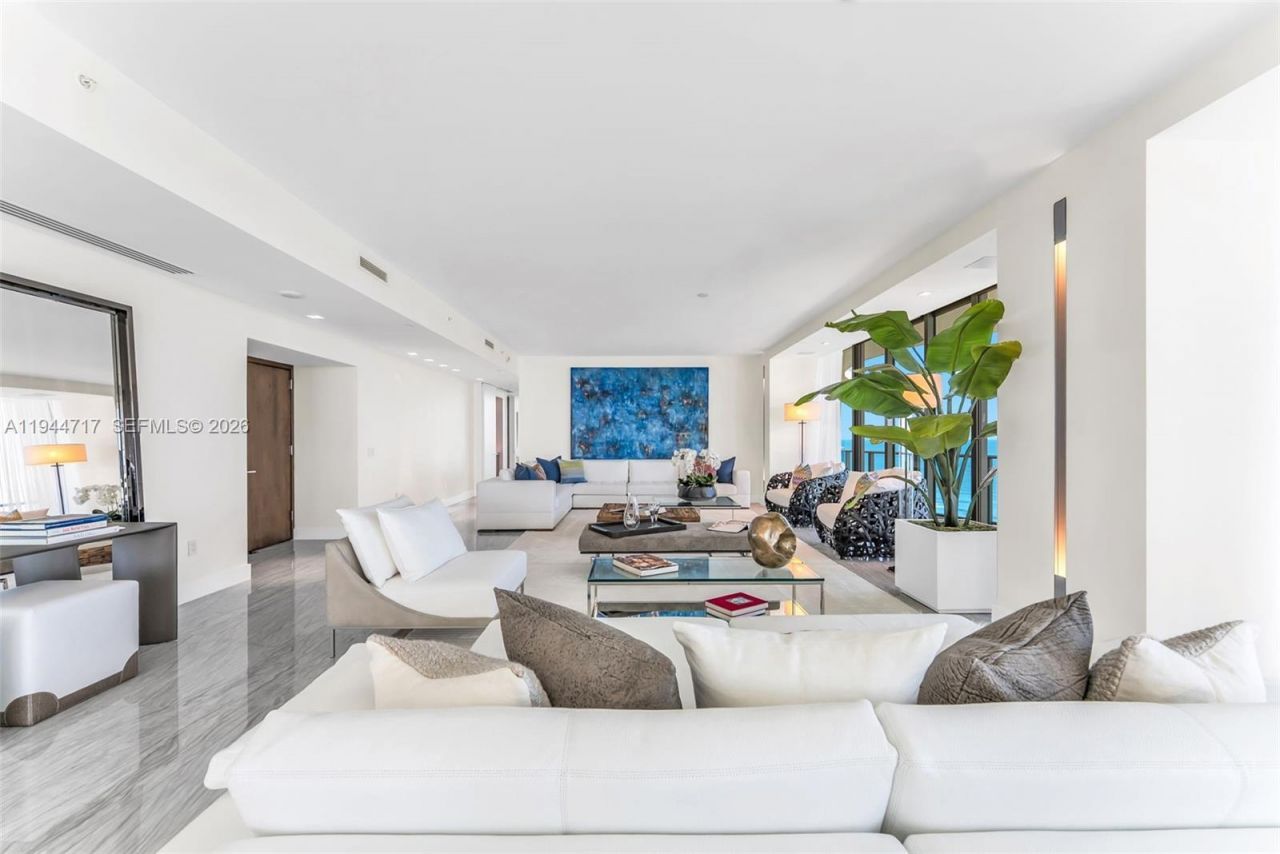 19575 Collins Ave, Unit 12, Sunny Isles Beach, FL 33160 Photo