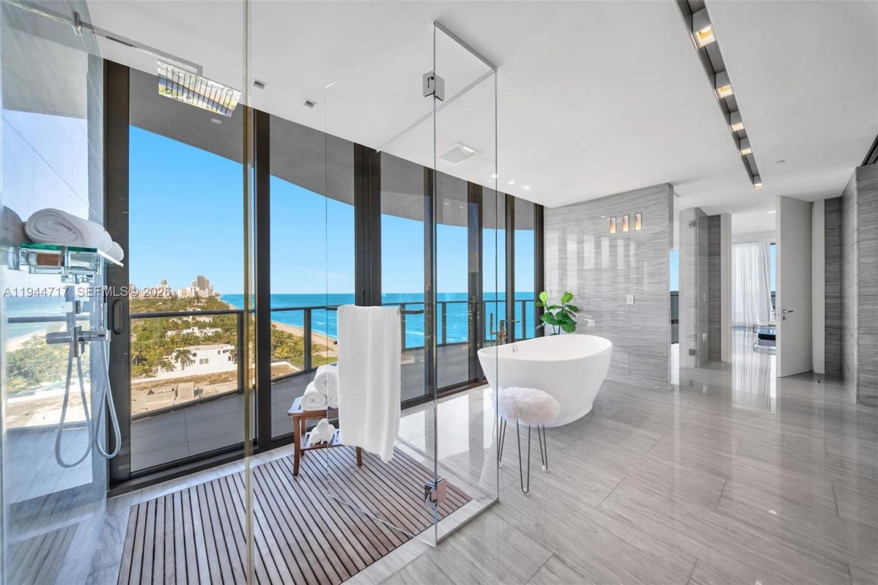 19575 Collins Ave, Unit 12, Sunny Isles Beach, FL 33160 Photo