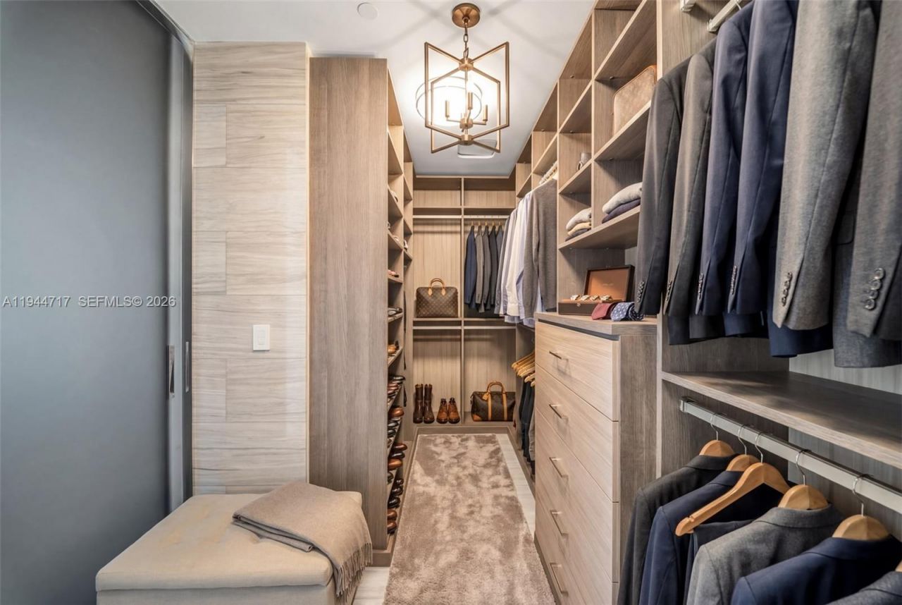 19575 Collins Ave, Unit 12, Sunny Isles Beach, FL 33160 Photo