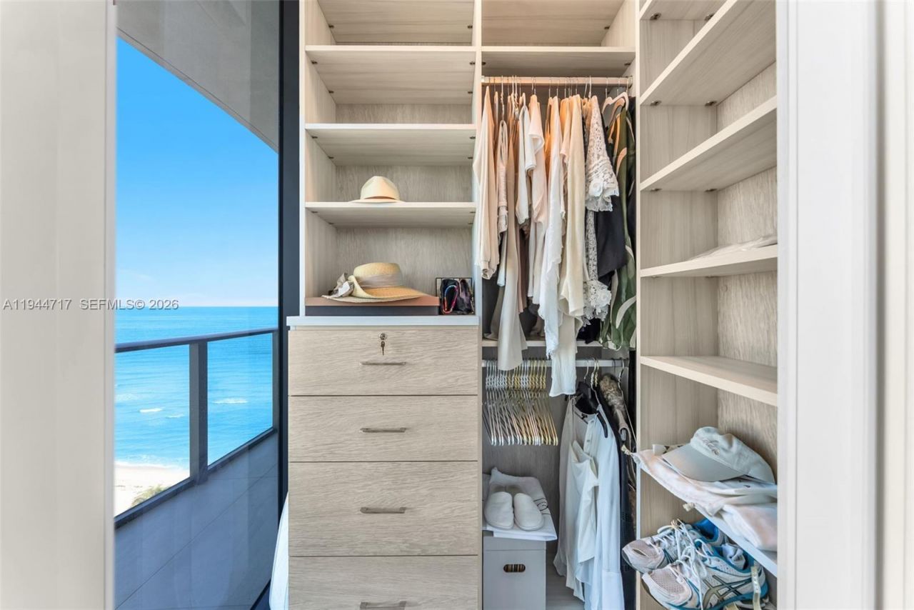 19575 Collins Ave, Unit 12, Sunny Isles Beach, FL 33160 Photo