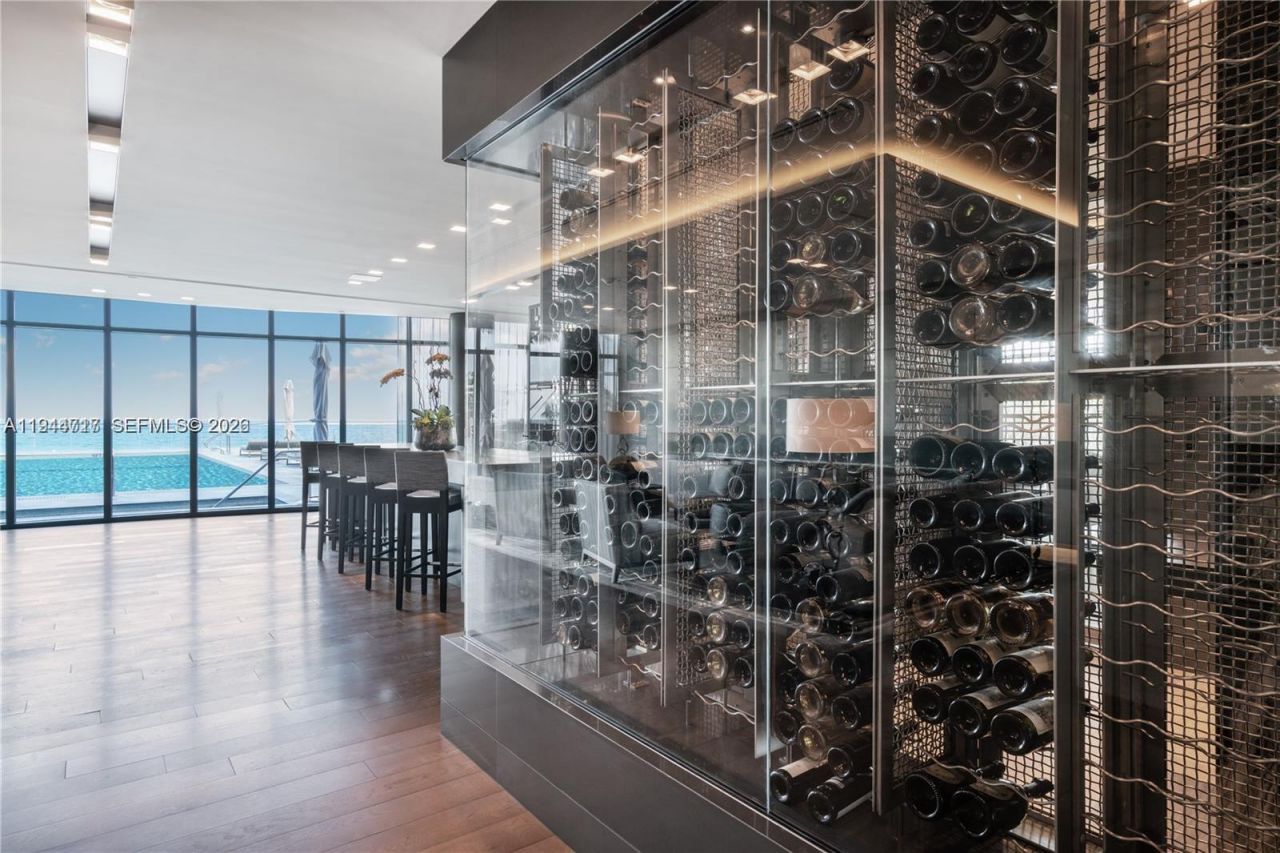 19575 Collins Ave, Unit 12, Sunny Isles Beach, FL 33160 Photo