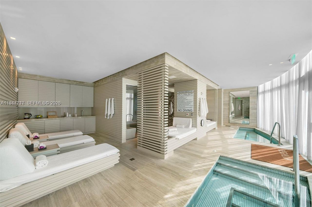 19575 Collins Ave, Unit 12, Sunny Isles Beach, FL 33160 Photo