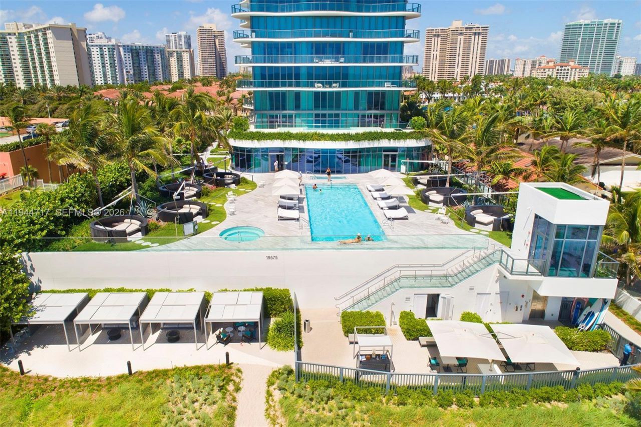 19575 Collins Ave, Unit 12, Sunny Isles Beach, FL 33160 Photo