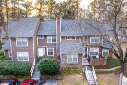 120 Luden Drive photo 4