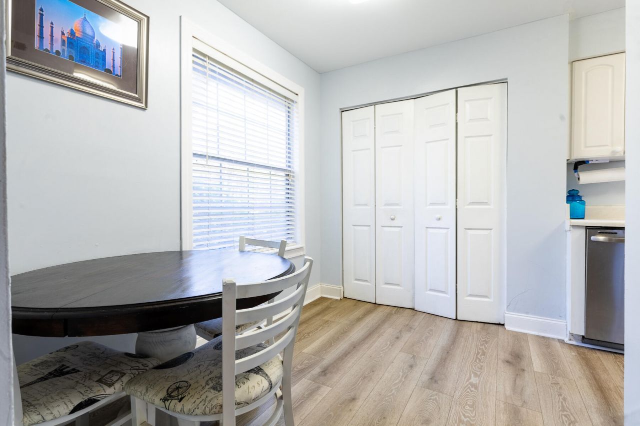 120 Luden Drive Photo 8