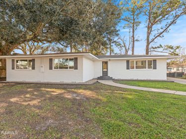 1210 Trotter Street, New Iberia, LA 70563