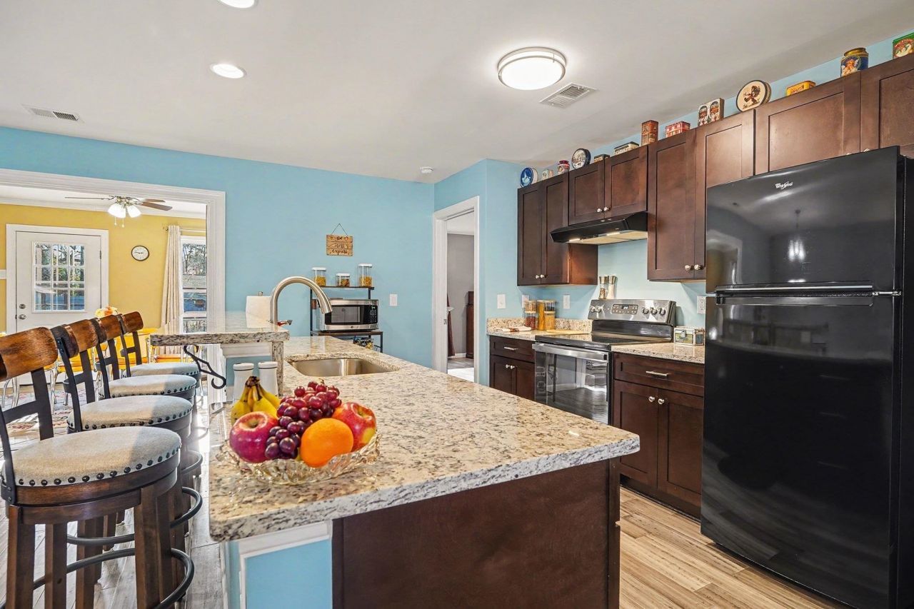 107 Spanish Oak Dr. Photo 6