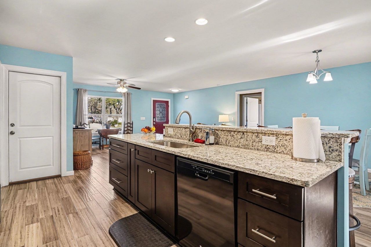 107 Spanish Oak Dr. Photo 7