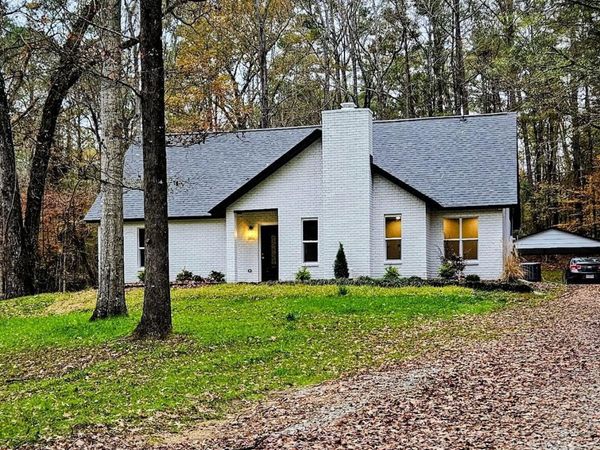 151 E Eagle Ridge Drive, Florence, MS 39073
