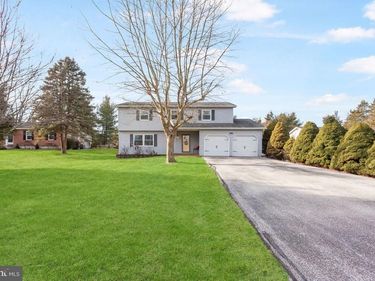 857 HANCOCK DRIVE, GETTYSBURG, PA 17325