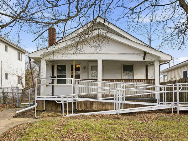 2874 Grasmere Avenue, Columbus, OH 43224