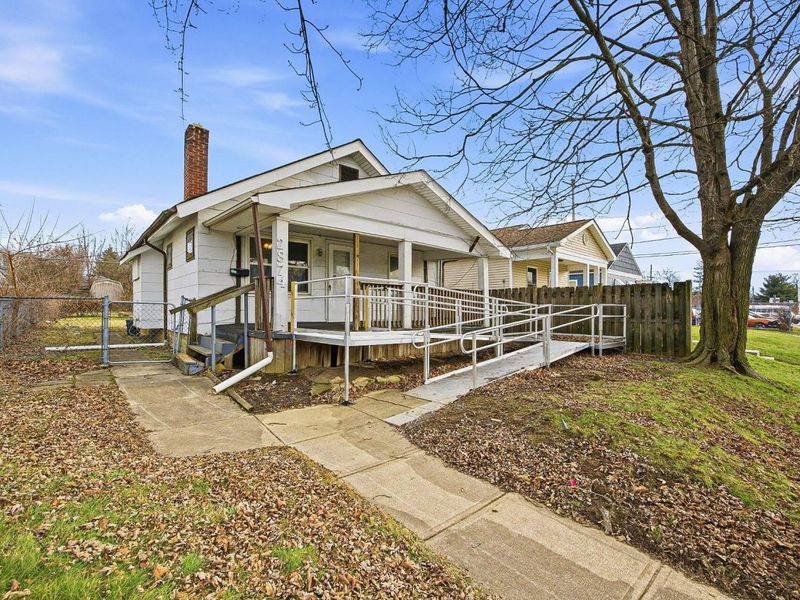 2874 Grasmere Avenue, Columbus, OH 43224 Photo 3