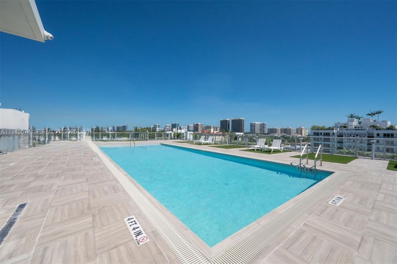 1025 92nd St, Unit 804, Bay Harbor Islands, FL 33154 Photo