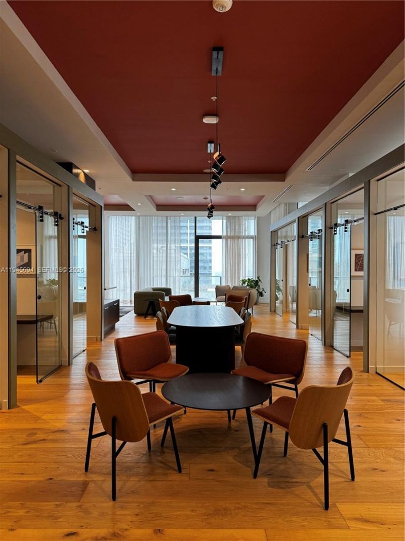 11 NE 6th St, Unit 1601, Miami, FL 33132 Photo