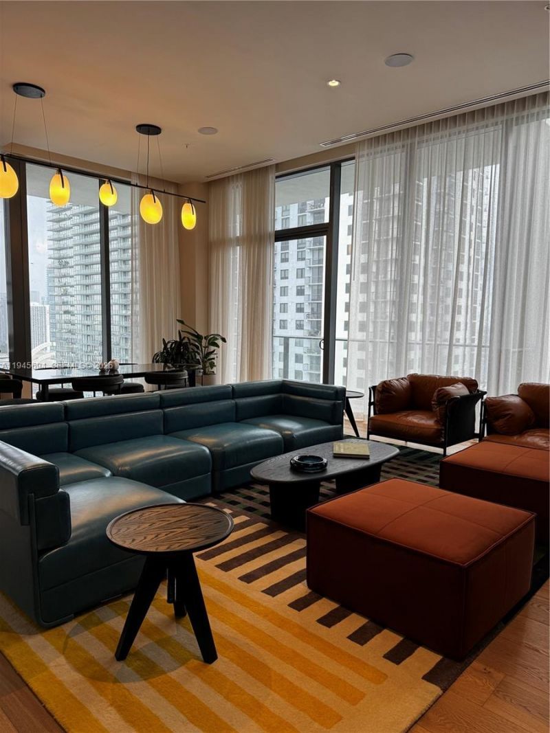 11 NE 6th St, Unit 1601, Miami, FL 33132 Photo