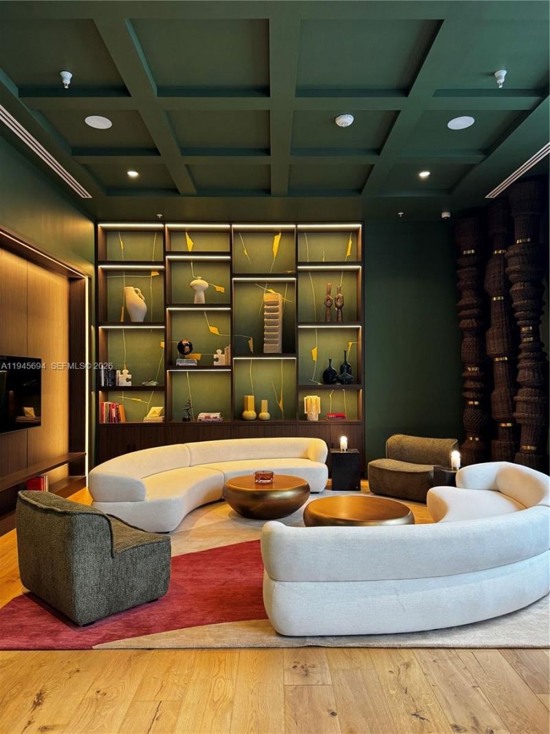 11 NE 6th St, Unit 1601, Miami, FL 33132 Photo