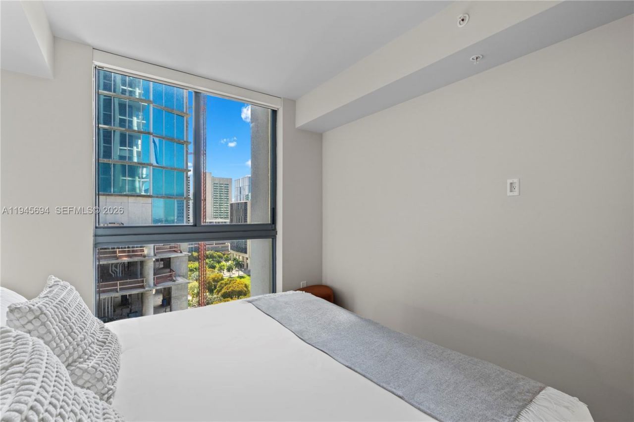 11 NE 6th St, Unit 1601, Miami, FL 33132 Photo