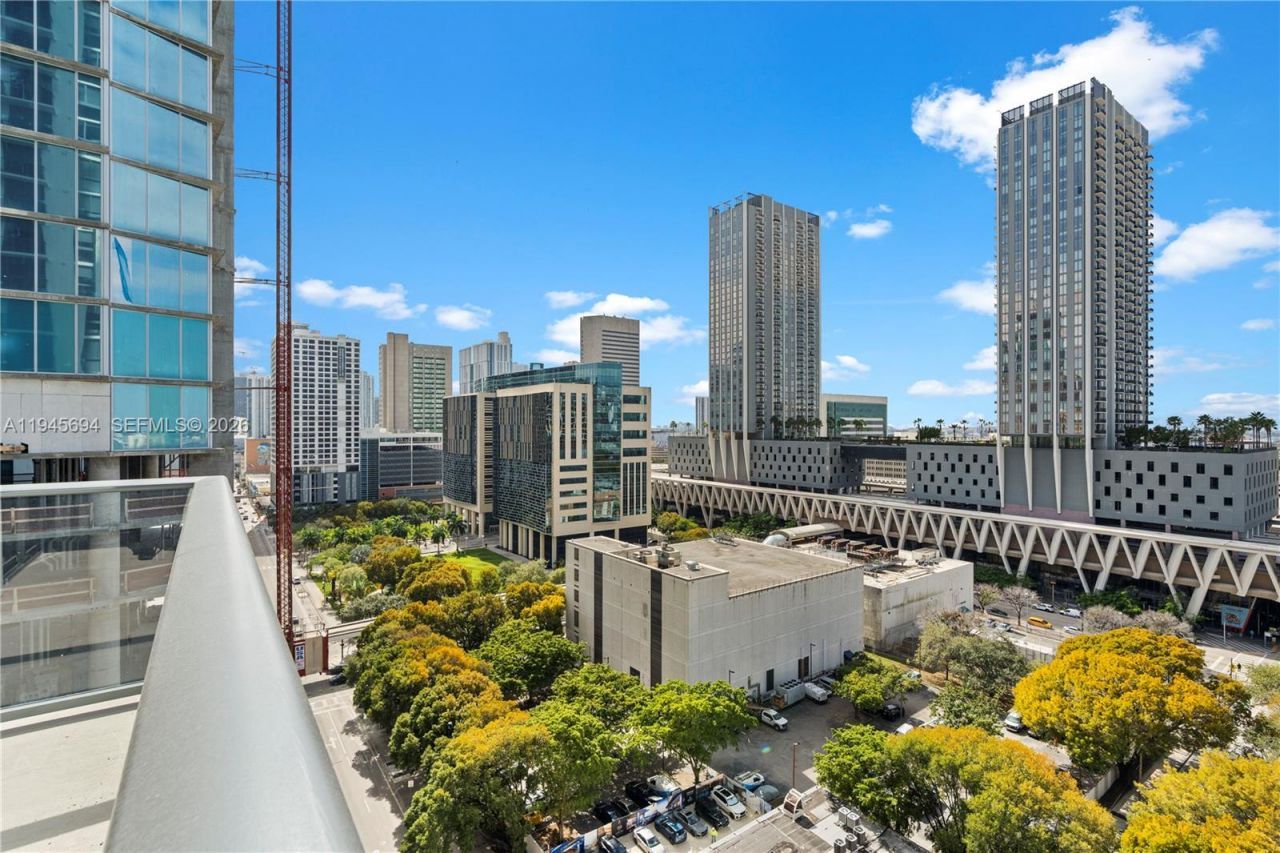 11 NE 6th St, Unit 1601, Miami, FL 33132 Photo