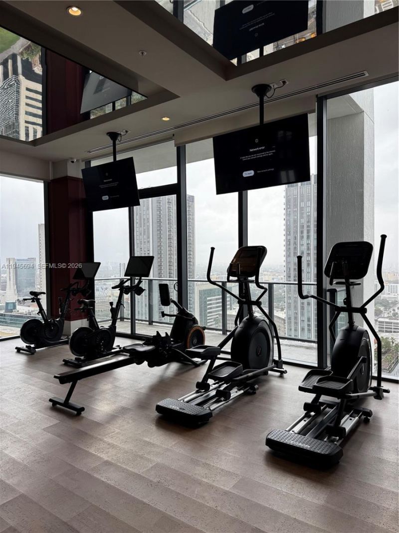 11 NE 6th St, Unit 1601, Miami, FL 33132 Photo