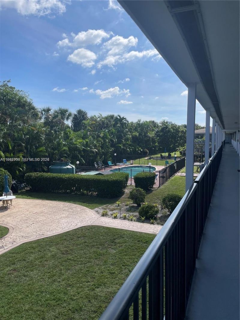 1431 S 14th Ave, Unit 107, Hollywood, FL 33020 Photo