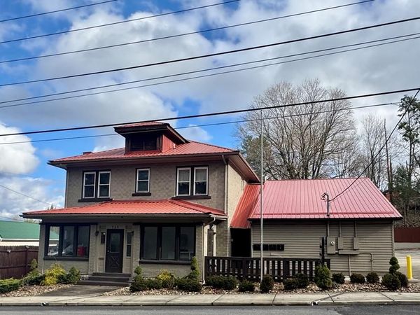 715 NORTH KANAWHA STREET, BECKLEY, WV 25801