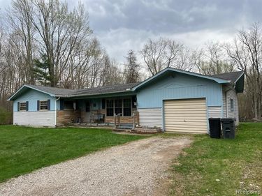 2681 Flint River Road, Oregon Twp, MI 48446