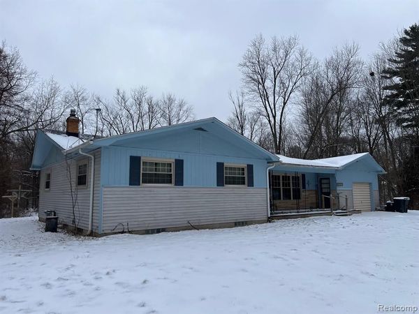 2681 Flint River Road, Oregon Twp, MI 48446