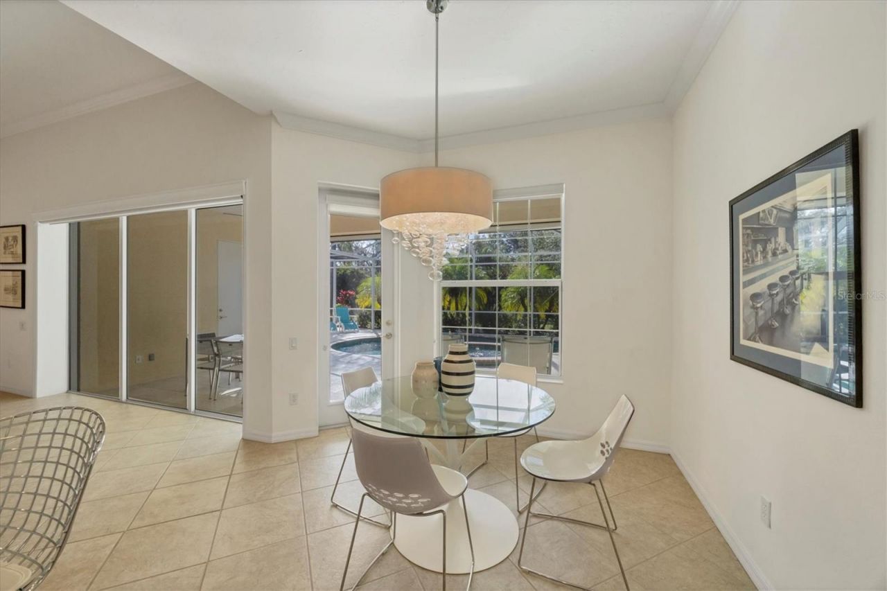 8404 Abingdon Court, University Park, FL 34201 Photo