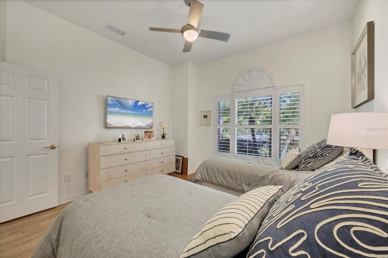 8404 Abingdon Court, University Park, FL 34201 Photo