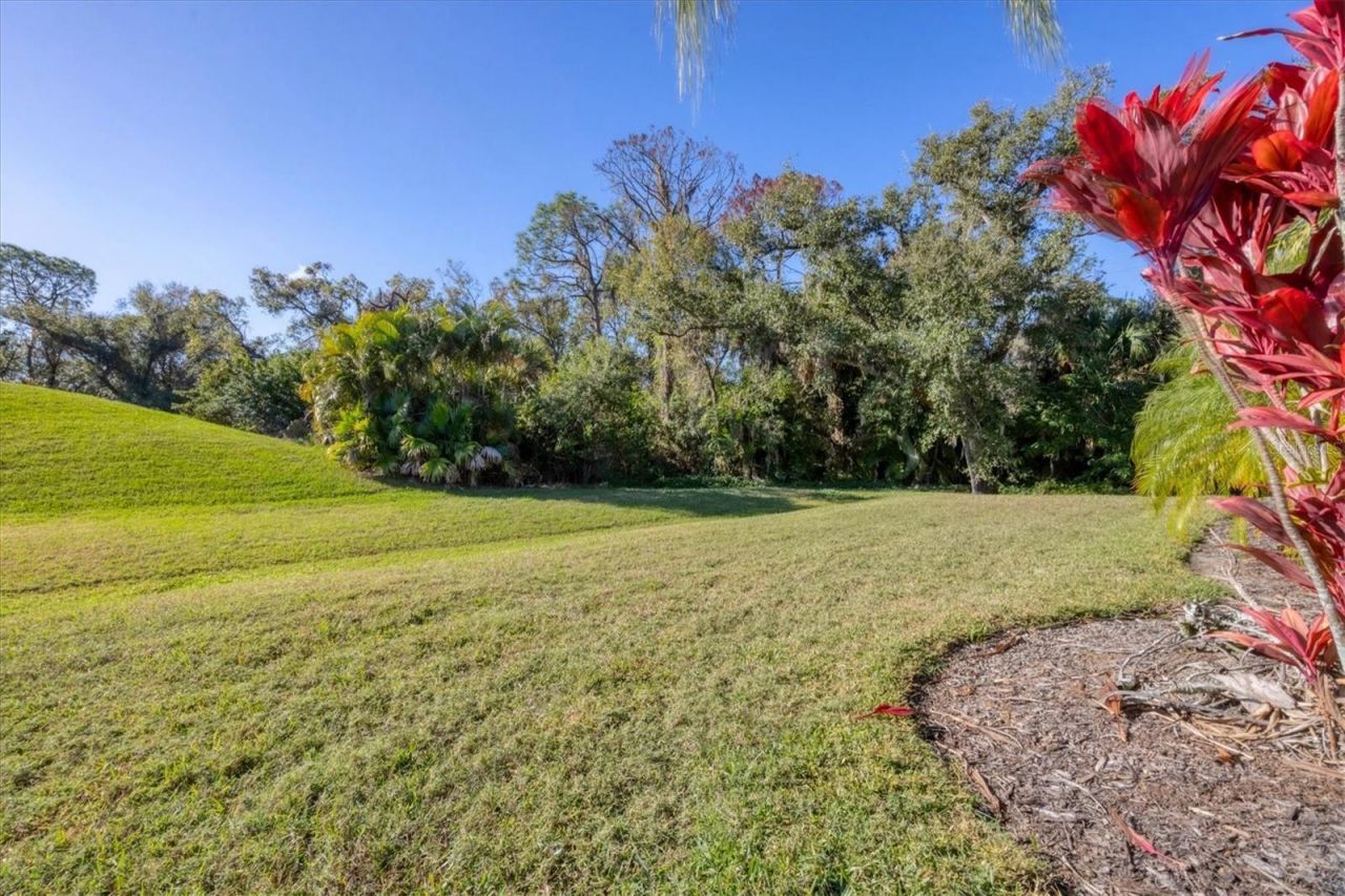 8404 Abingdon Court, University Park, FL 34201 Photo