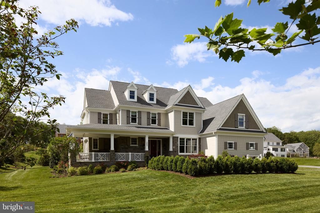 317 E Beechtree Lane, Wayne, PA 19087 Main Photo