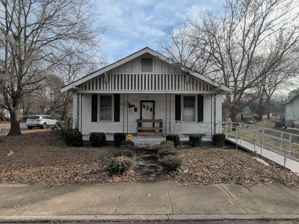 812 N Central Ave, Humboldt, TN 38343