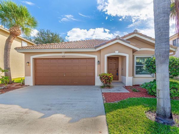 1825 Magliano Dr, Boynton Beach, FL 33436