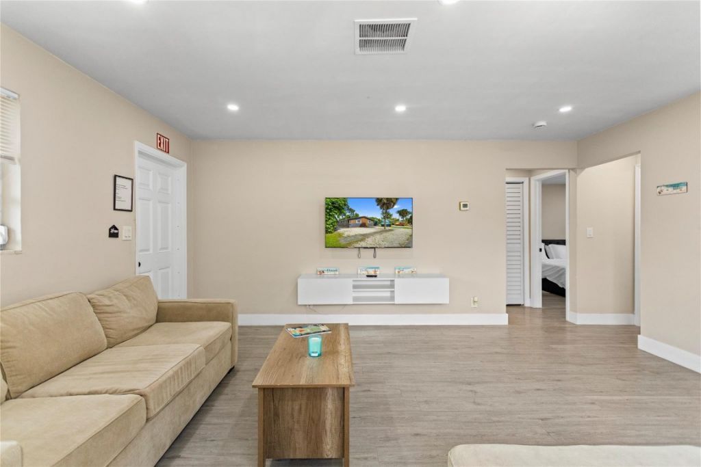 827 SW 29th Street, Fort Lauderdale, FL 33315 Photo