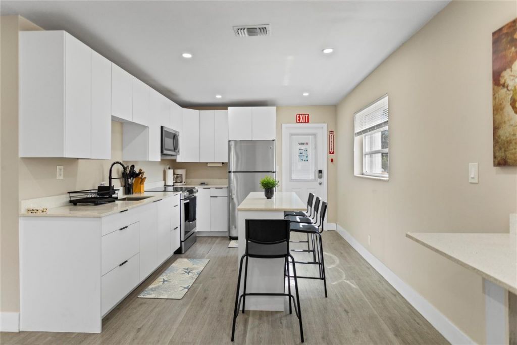 827 SW 29th Street, Fort Lauderdale, FL 33315 Photo