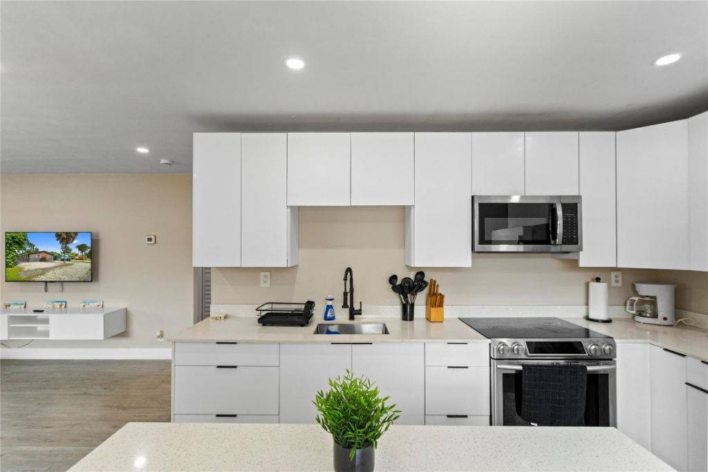 827 SW 29th Street, Fort Lauderdale, FL 33315 Photo