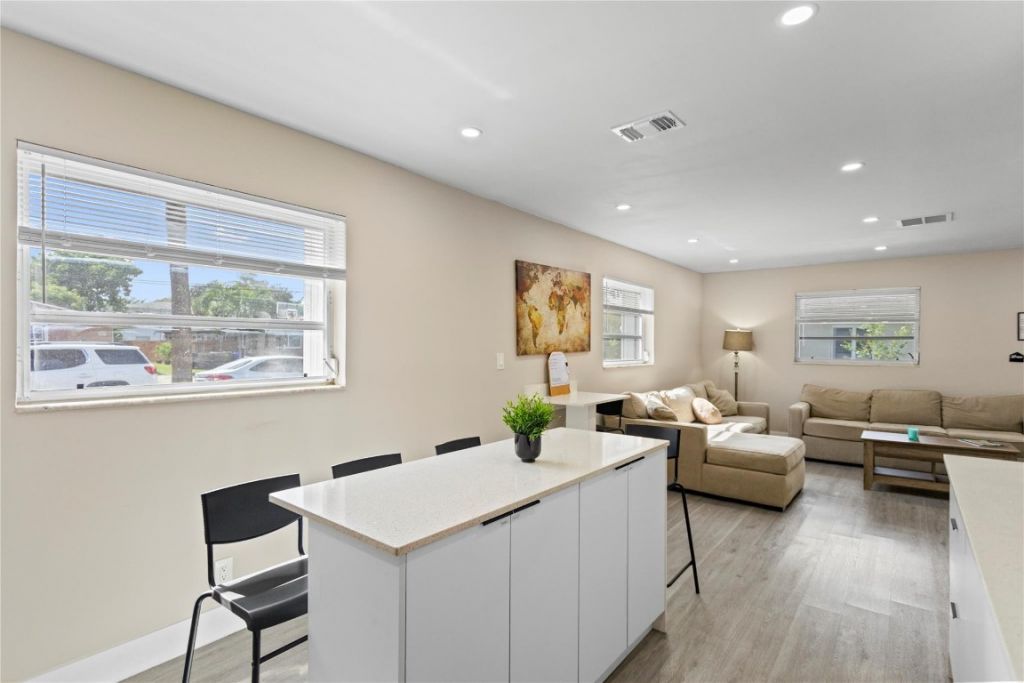 827 SW 29th Street, Fort Lauderdale, FL 33315 Photo