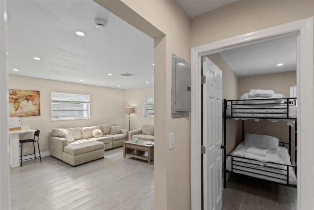 827 SW 29th Street, Fort Lauderdale, FL 33315 Photo