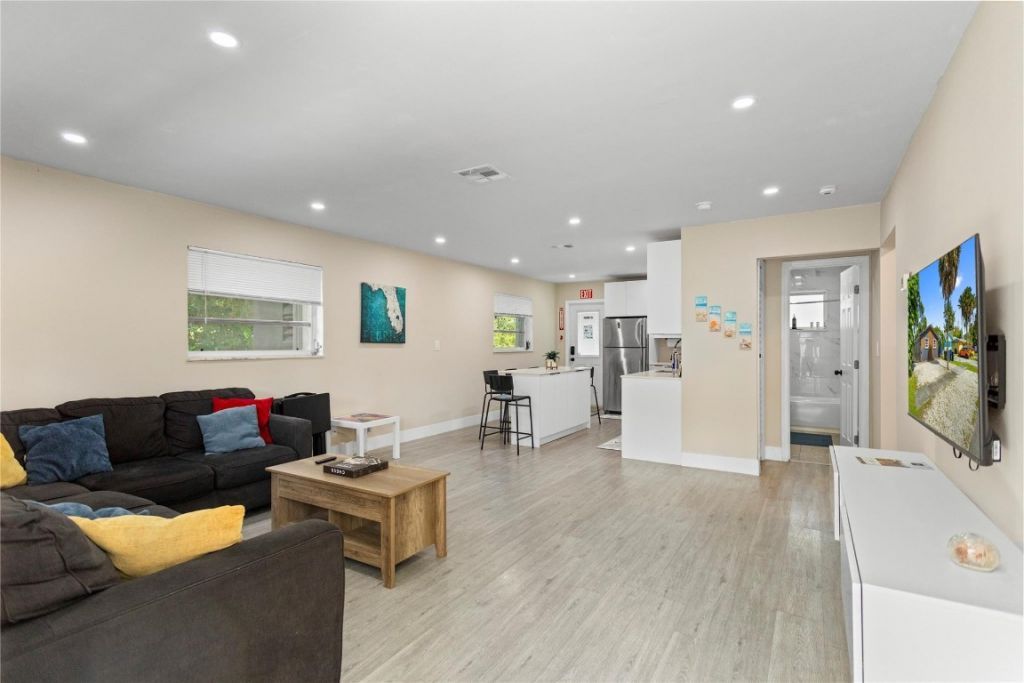 827 SW 29th Street, Fort Lauderdale, FL 33315 Photo