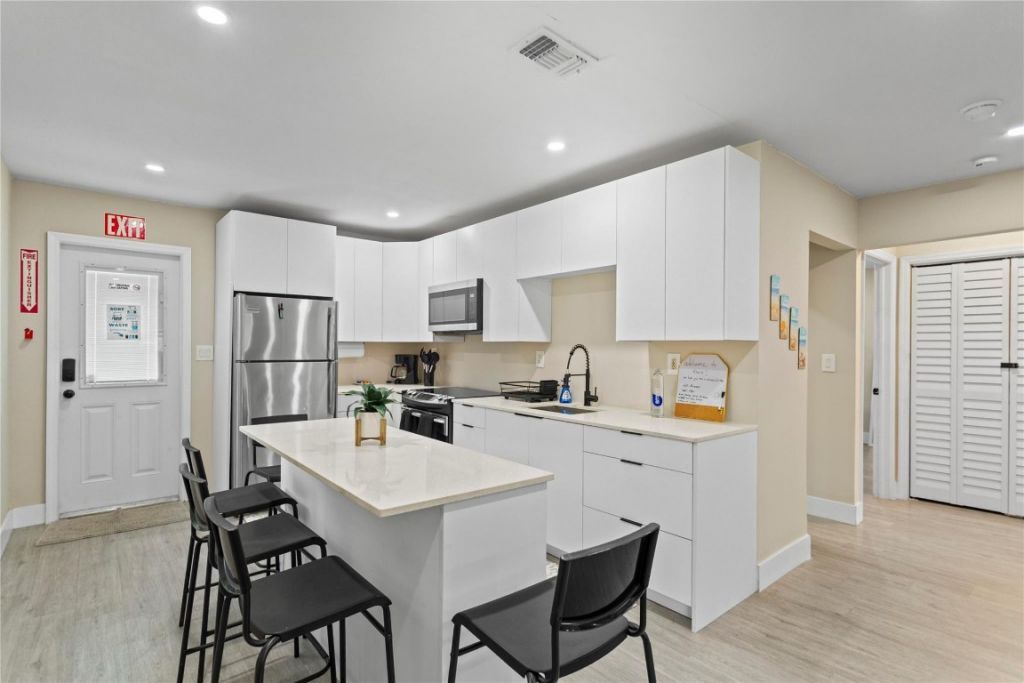 827 SW 29th Street, Fort Lauderdale, FL 33315 Photo