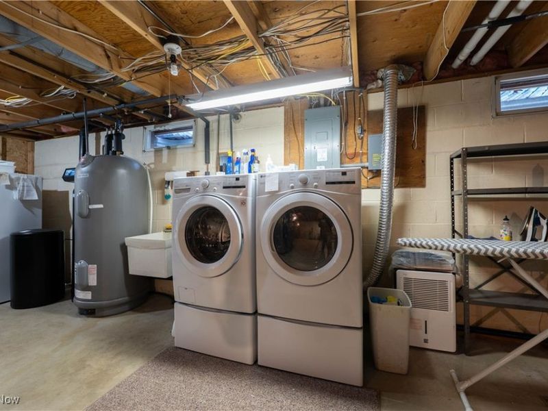 697 Redwood Drive, Canal Fulton, OH 44614 Photo 23