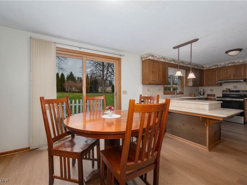 697 Redwood Drive, Canal Fulton, OH 44614 Photo 8